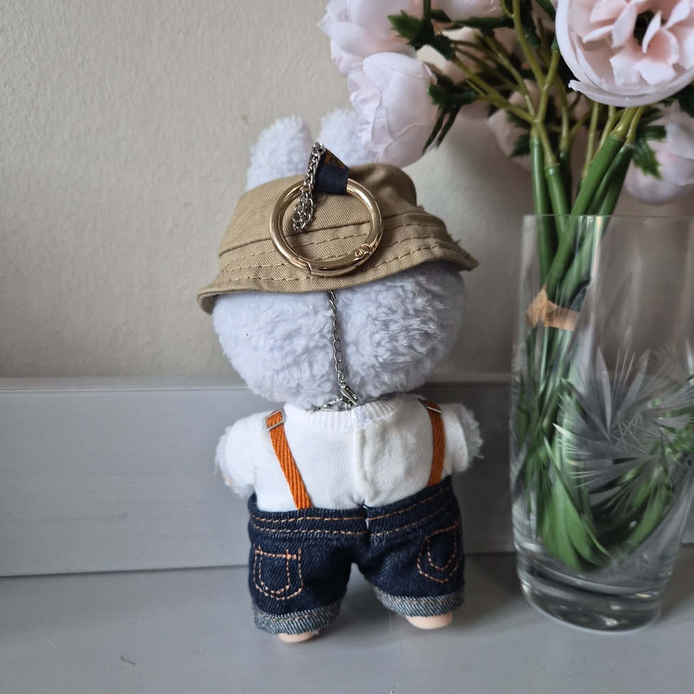 Labubu Fall In Wild - Picture 2 of 4